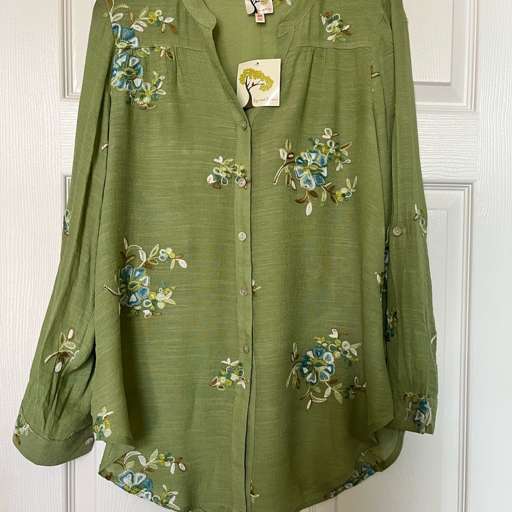 Fig and Flower Olive Floral Button-Down Shirt